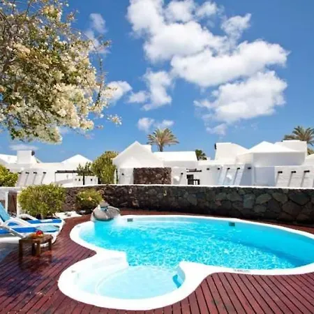 Playa Blanca Sleeps 8 Pool Wifi Playa Blanca